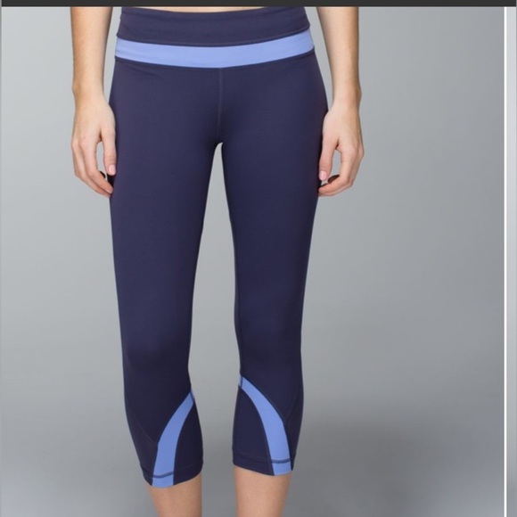 Lululemon women’s Run: Inspire Crop II leggings Sz 2 - Picture 1 of 15